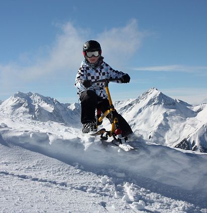 Snowbiking in the Hochzeiger ski area