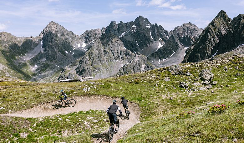 mountainbiken-am-hochzeiger-steinbocktrail-11