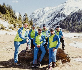 -bergfuehrervereinigung-pitztal-tina-roeder-team-und-ausruestung-2022-5-von-18-17