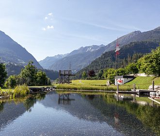 das-naturschwimmbad-pitz-park-in-wenns-1-3