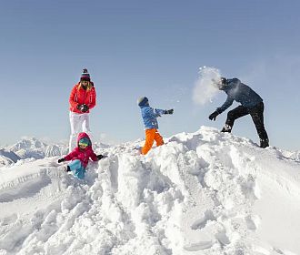 hochzeiger-schneeschuhwandern-mit-der-familie-1-10