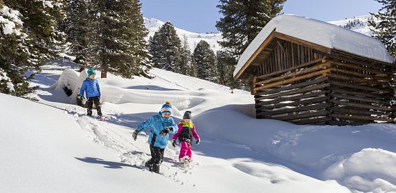 hochzeiger-schneeschuhwandern-mit-der-familie-10-1