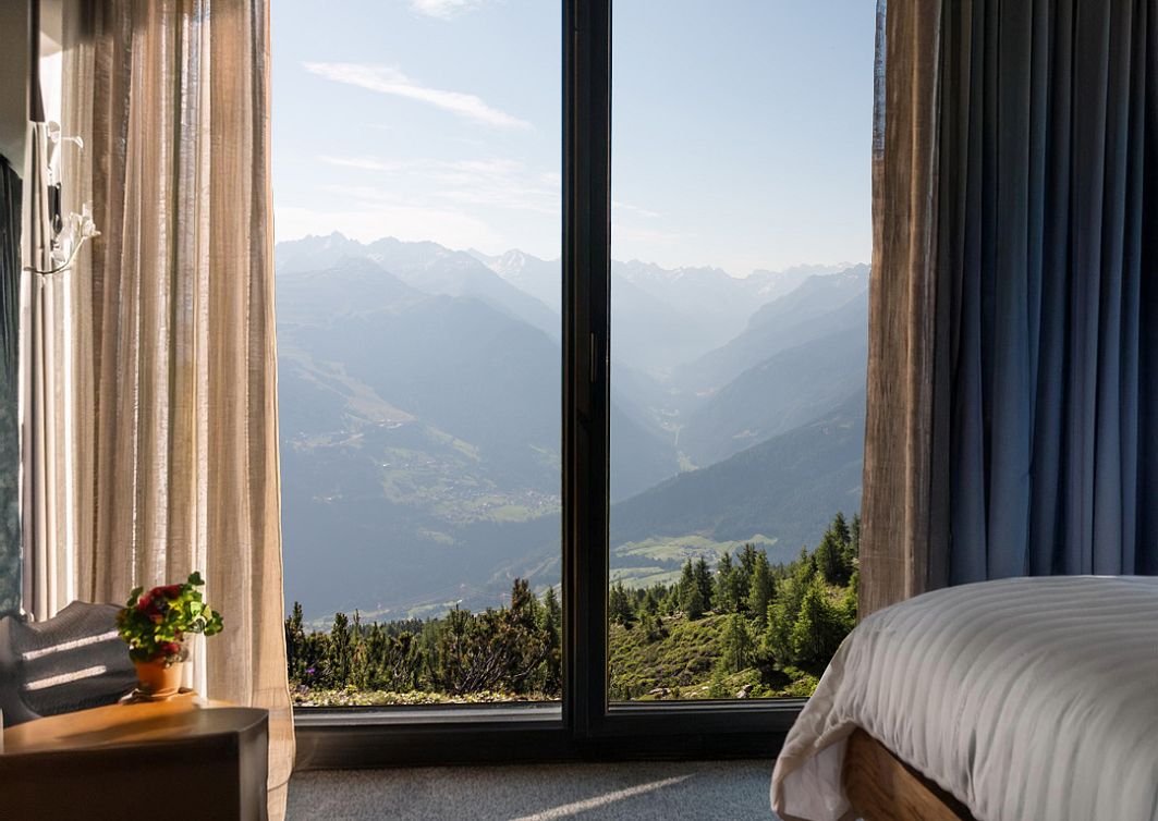 hotelzimmer-mit-ausblick