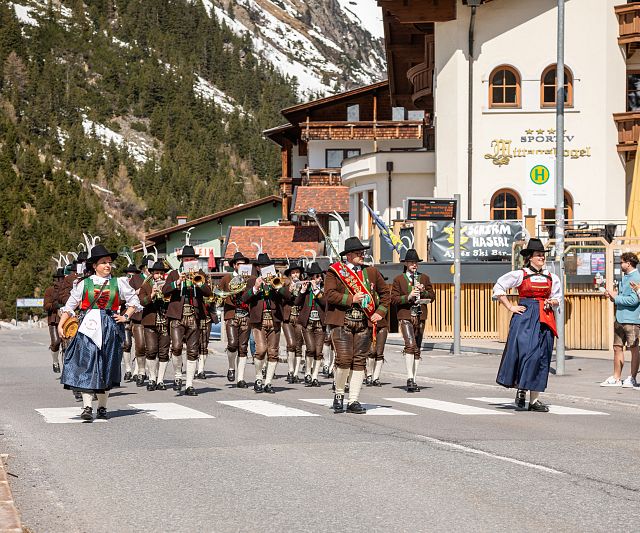 tvb-pitztal-severin-wegener-schneefest-2024-4874-14