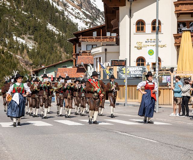 tvb-pitztal-severin-wegener-schneefest-2024-4874-28