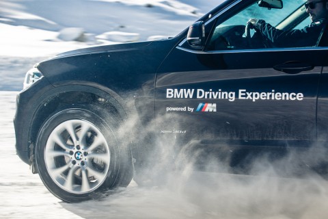 Fahrtraining mit BMW auf Schnee und Eis