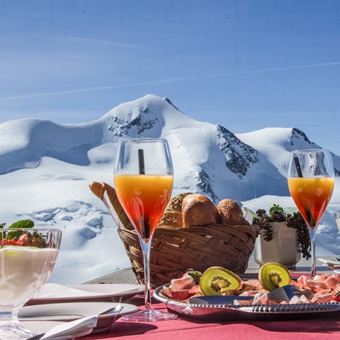 Tirol's Highest Breakfast at Café 3.440 on Pitztal Glacier
