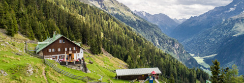 Almenbus zur Ludwigsburger Hütte