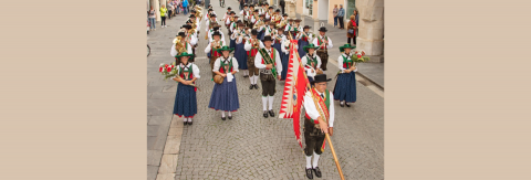 Platzkonzert der Bürgerkapelle Sterzing in Wenns