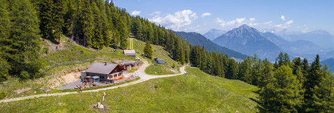  Almenbus zur Larcher Alm-Gogles Alm